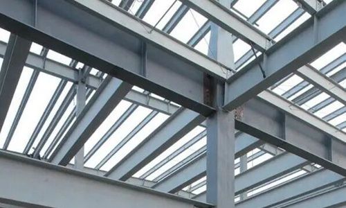 What are the main characteristics of steel structure?
