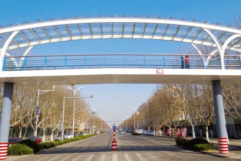 Pedestrian overpass of Chengyang Vocational Education Center